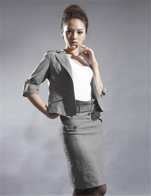 �̄�(w��)���I(l��ng)Ů���b